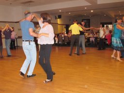 BB O6 EVERONE HAVING FUN